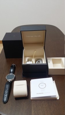 Huawei Watch（ファーウェイ ウォッチ） を買ってみた。